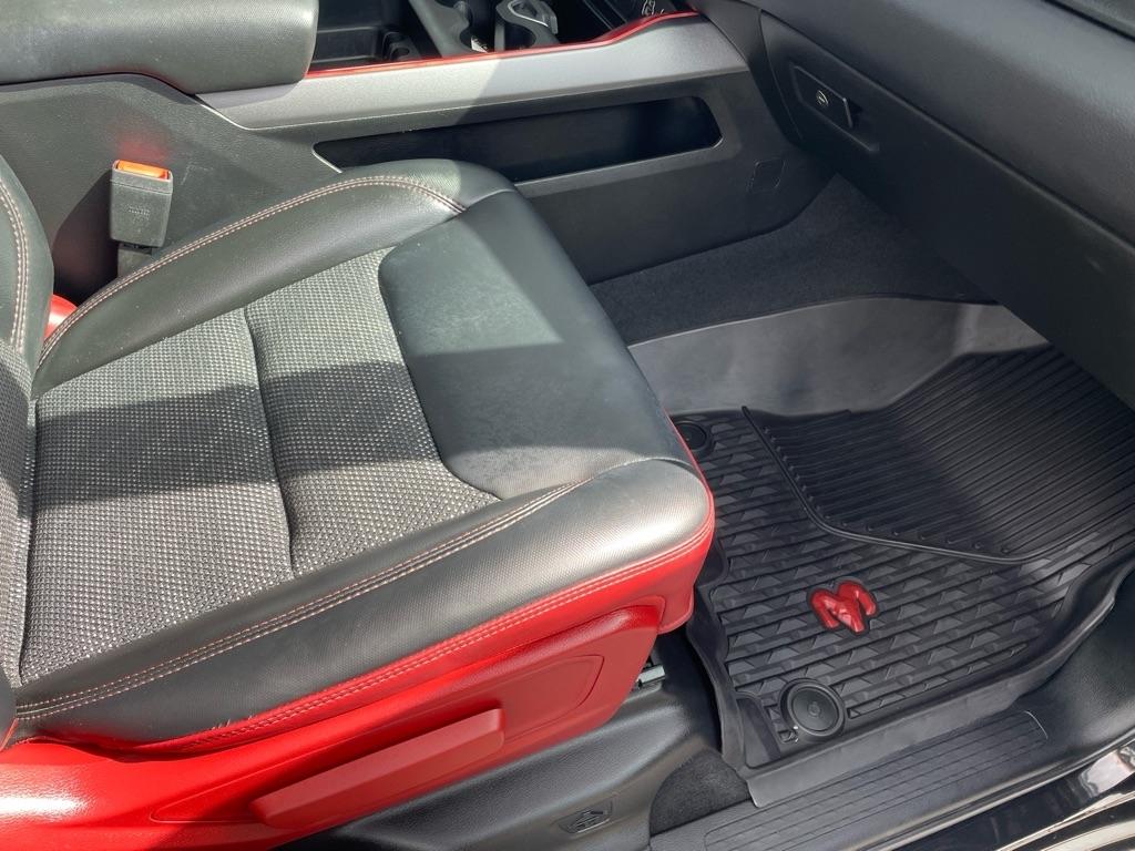 RAM 1500 Rebel 4x4 Crew Cab 5'7" Box 2019