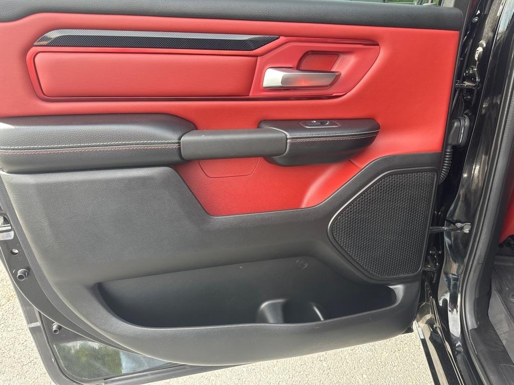 RAM 1500 Rebel 4x4 Crew Cab 5'7" Box 2019