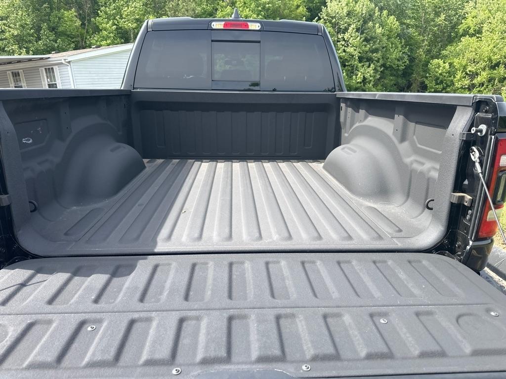 RAM 1500 Rebel 4x4 Crew Cab 5'7" Box 2019
