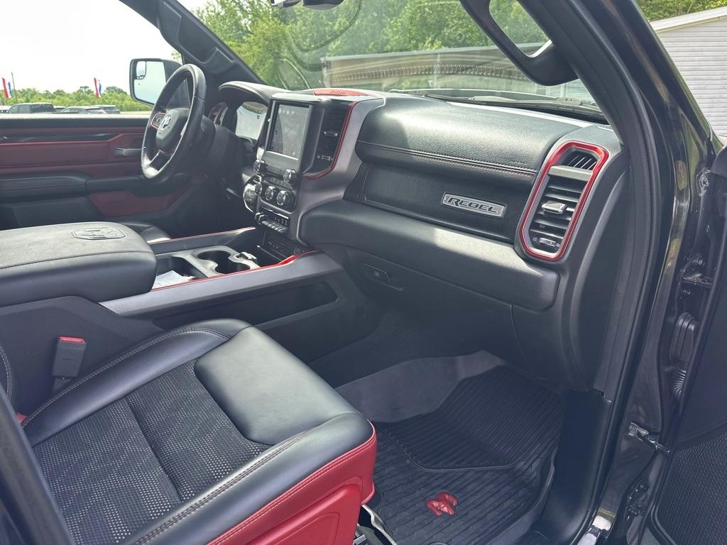 RAM 1500 Rebel 4x4 Crew Cab 5'7" Box 2019
