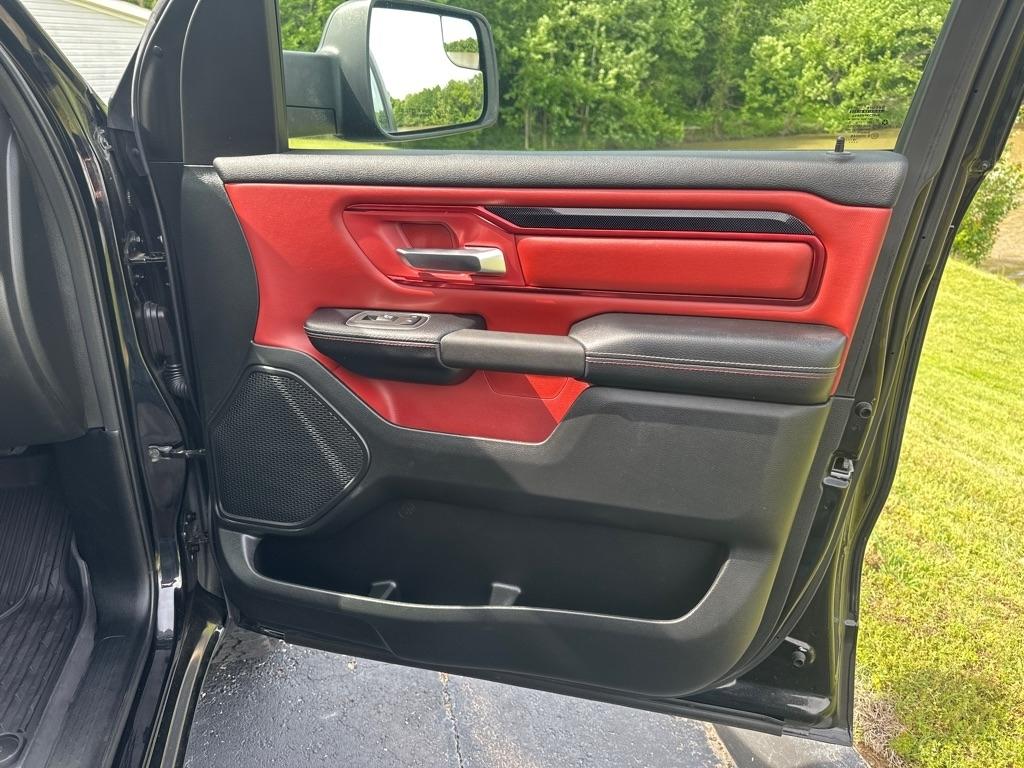 RAM 1500 Rebel 4x4 Crew Cab 5'7" Box 2019