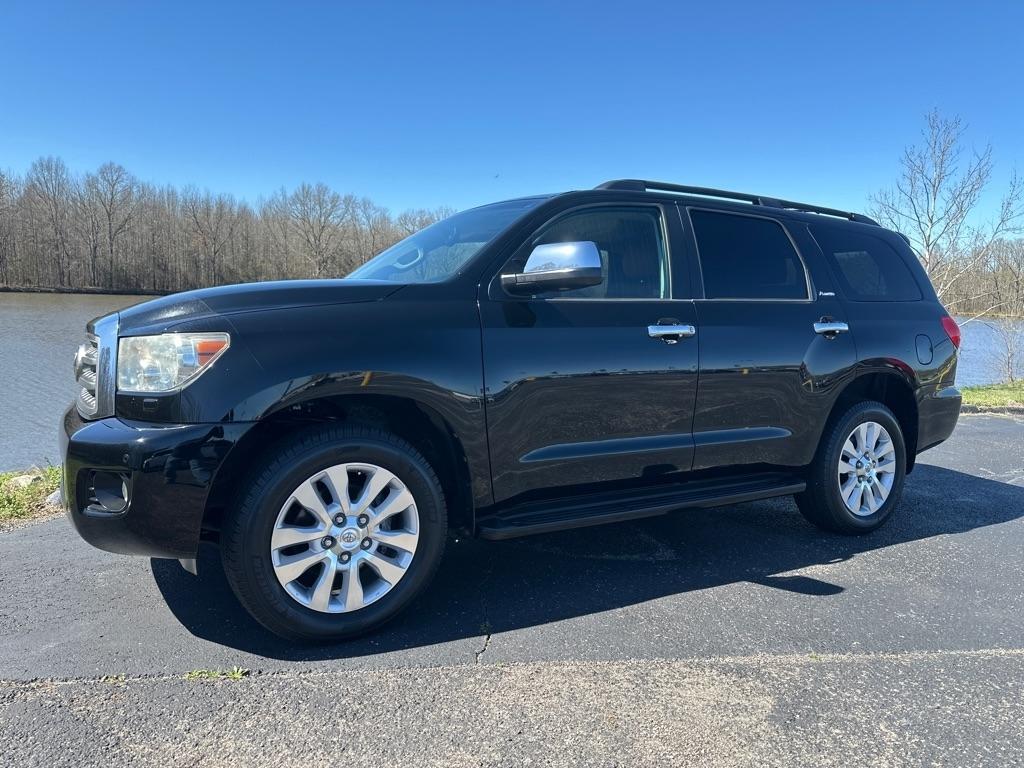 Toyota Sequoia RWD 5.7L Platinum (Natl) 2016