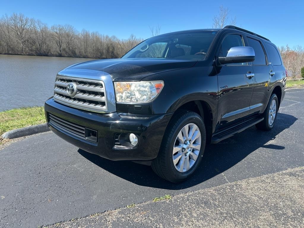 Toyota Sequoia RWD 5.7L Platinum (Natl) 2016
