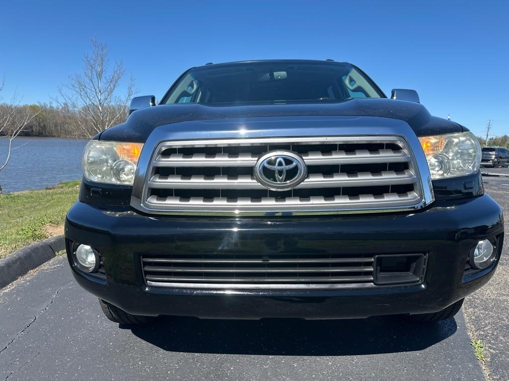 Toyota Sequoia RWD 5.7L Platinum (Natl) 2016