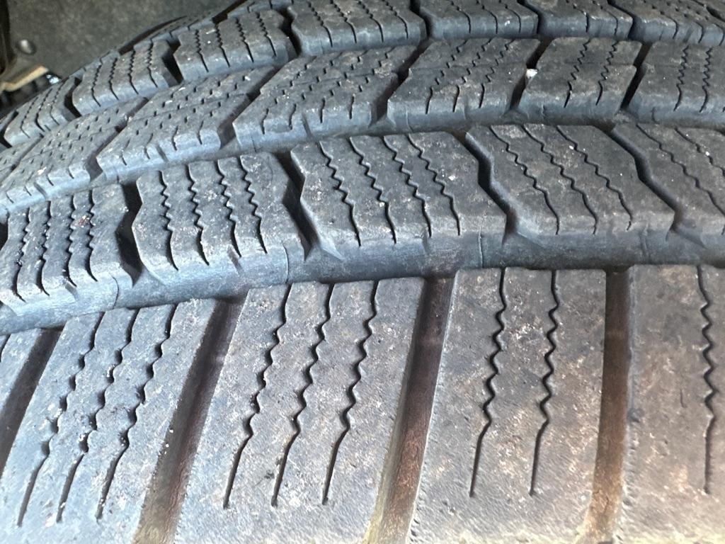 Toyota Sequoia RWD 5.7L Platinum (Natl) 2016