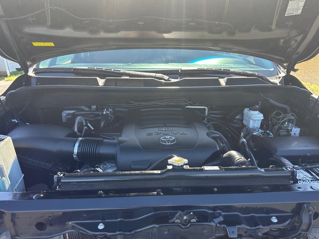 Toyota Sequoia RWD 5.7L Platinum (Natl) 2016