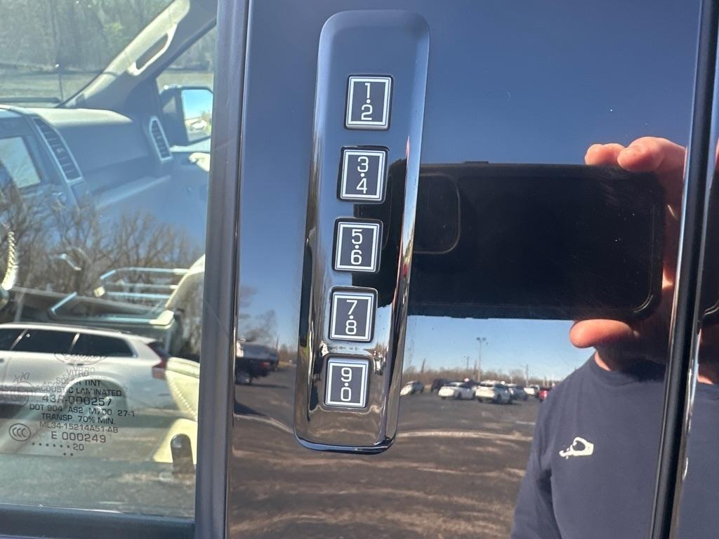 Ford F-150 Limited 4WD SuperCrew 5.5' Box 2020