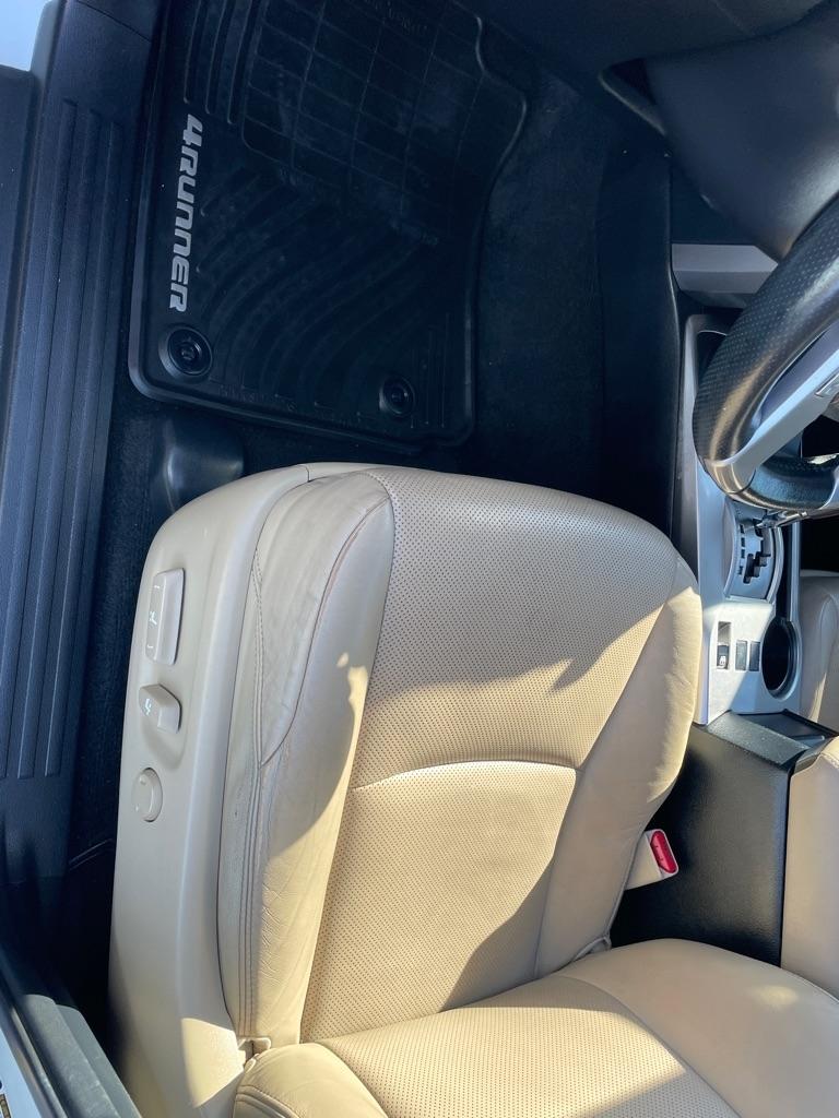 Toyota 4Runner TRD Off Road Premium 4WD (Natl) 2019