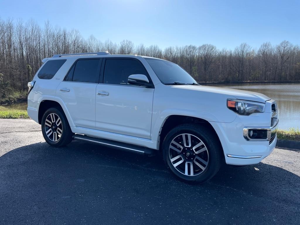 Toyota 4Runner TRD Off Road Premium 4WD (Natl) 2019