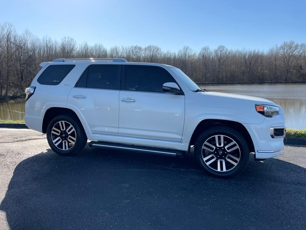 Toyota 4Runner TRD Off Road Premium 4WD (Natl) 2019
