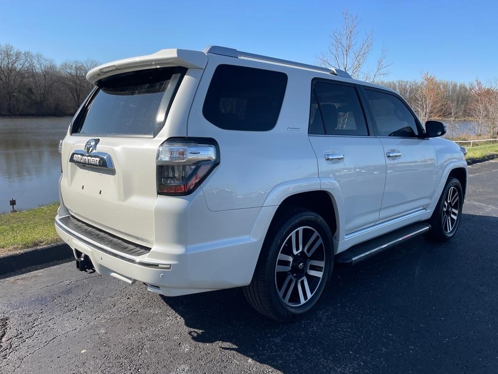 Toyota 4Runner TRD Off Road Premium 4WD (Natl) 2019