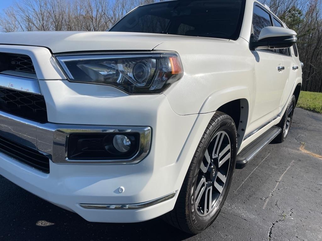 Toyota 4Runner TRD Off Road Premium 4WD (Natl) 2019