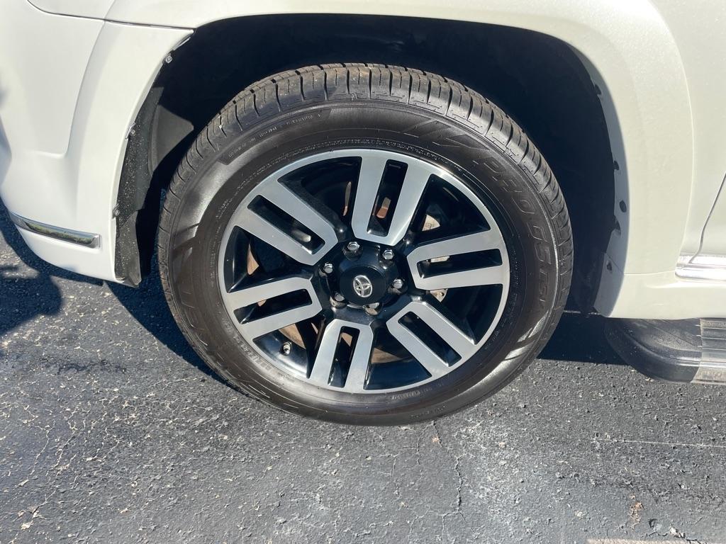 Toyota 4Runner TRD Off Road Premium 4WD (Natl) 2019