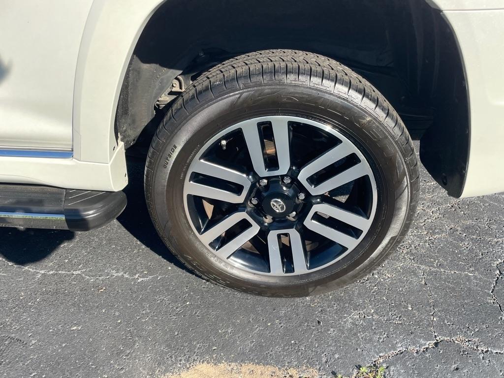 Toyota 4Runner TRD Off Road Premium 4WD (Natl) 2019