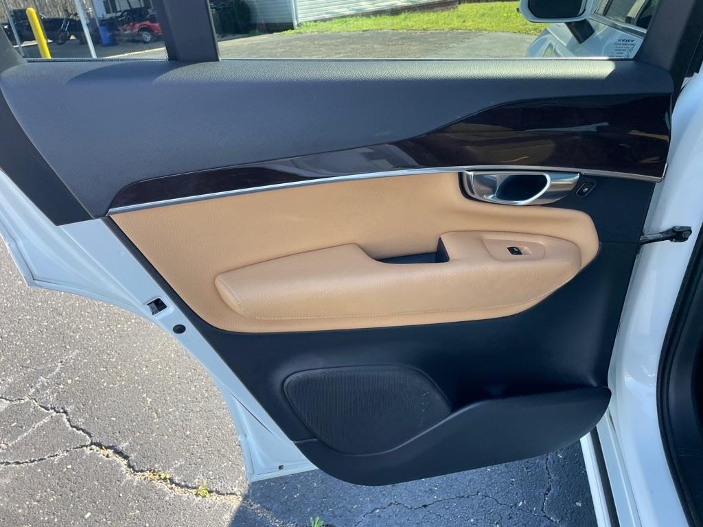 Volvo XC90 T6 AWD Momentum 2019