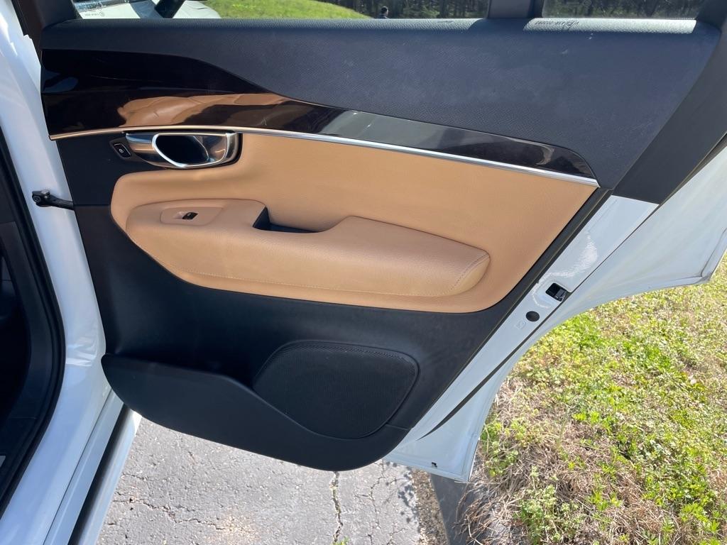 Volvo XC90 T6 AWD Momentum 2019