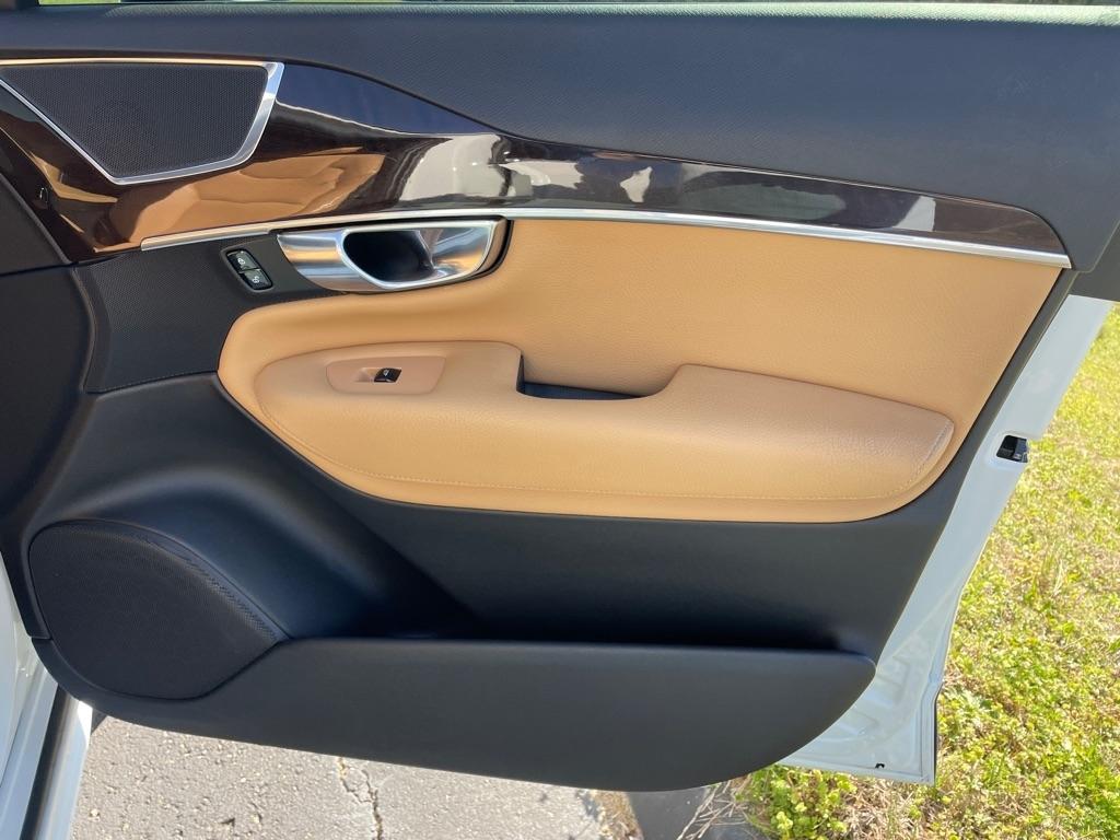 Volvo XC90 T6 AWD Momentum 2019