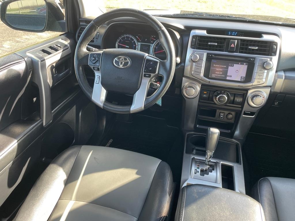 Toyota 4Runner RWD 4dr V6 SR5 Premium (Natl) 2014