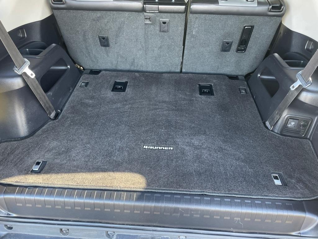 Toyota 4Runner RWD 4dr V6 SR5 Premium (Natl) 2014