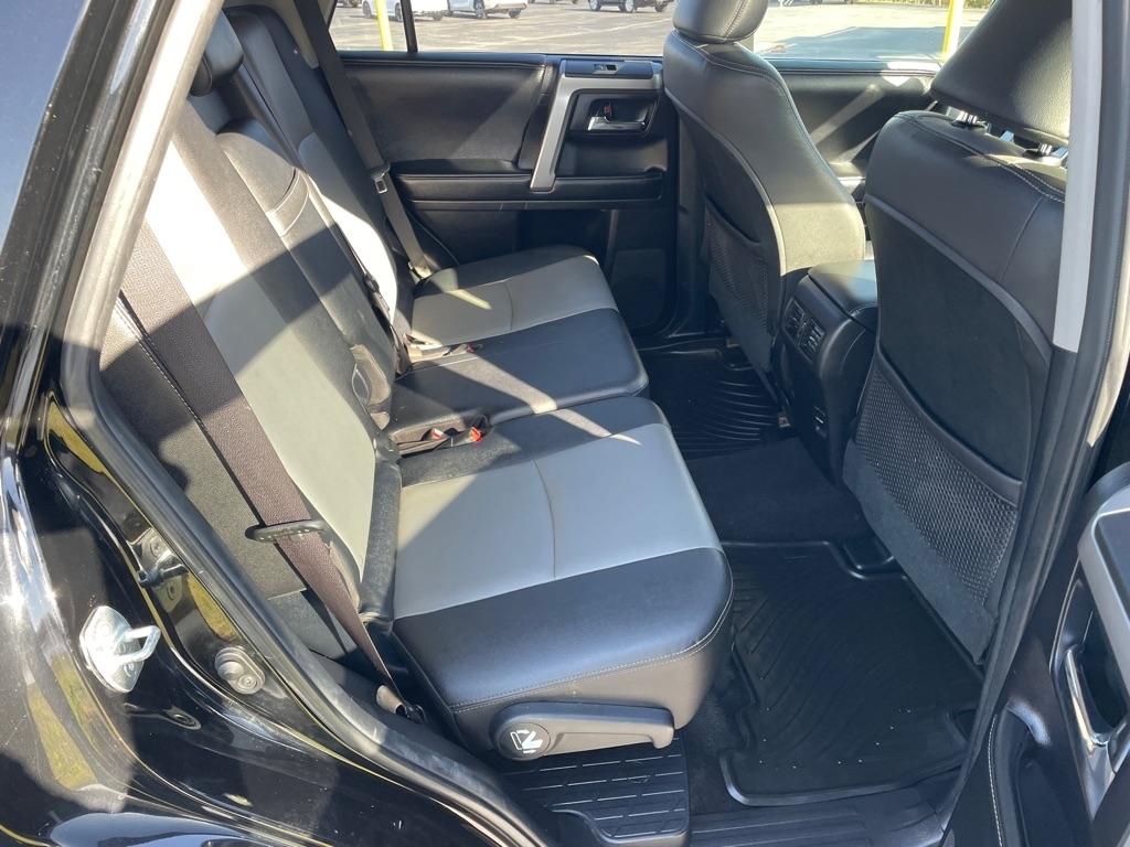 Toyota 4Runner RWD 4dr V6 SR5 Premium (Natl) 2014