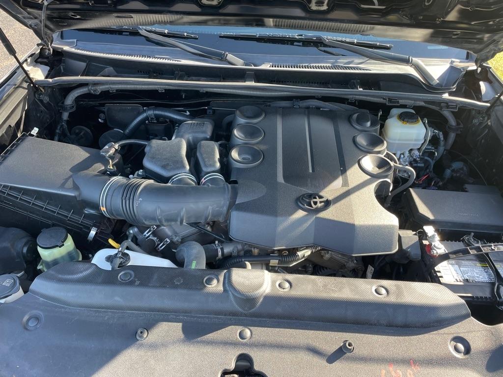 Toyota 4Runner RWD 4dr V6 SR5 Premium (Natl) 2014