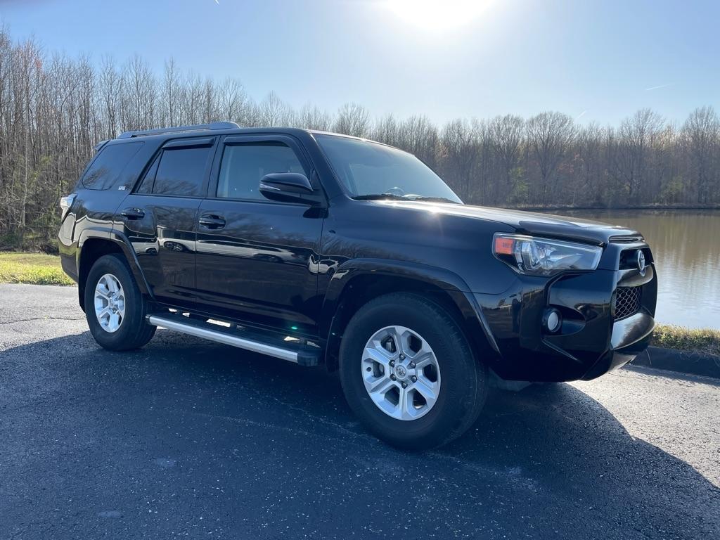 Toyota 4Runner RWD 4dr V6 SR5 Premium (Natl) 2014