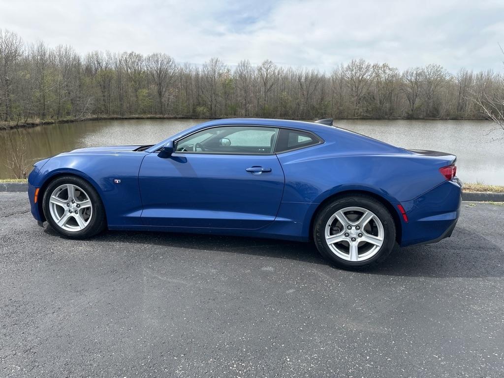 Chevrolet Camaro 2dr Cpe 1LT 2021