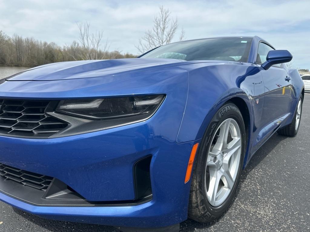 Chevrolet Camaro 2dr Cpe 1LT 2021