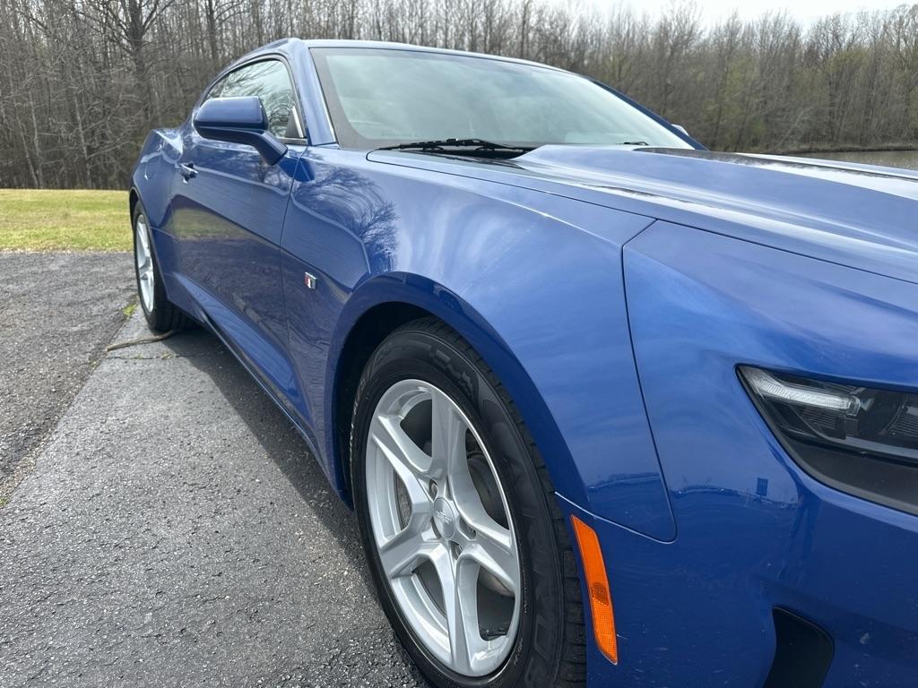 Chevrolet Camaro 2dr Cpe 1LT 2021