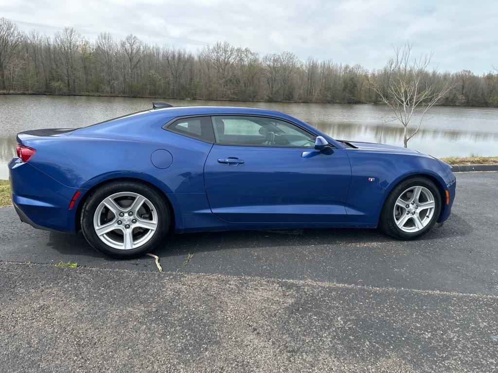 Chevrolet Camaro 2dr Cpe 1LT 2021