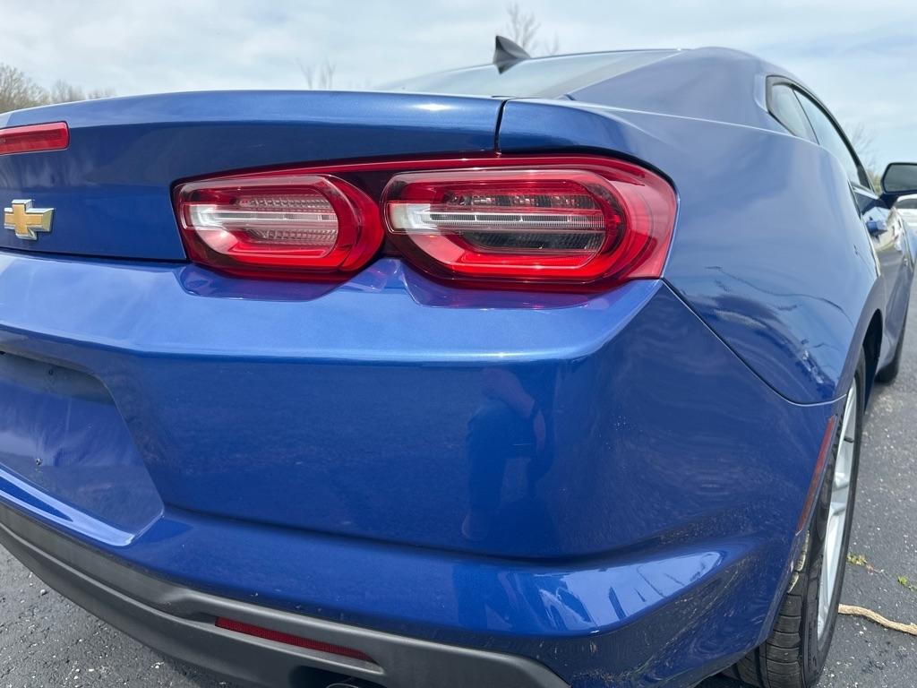 Chevrolet Camaro 2dr Cpe 1LT 2021