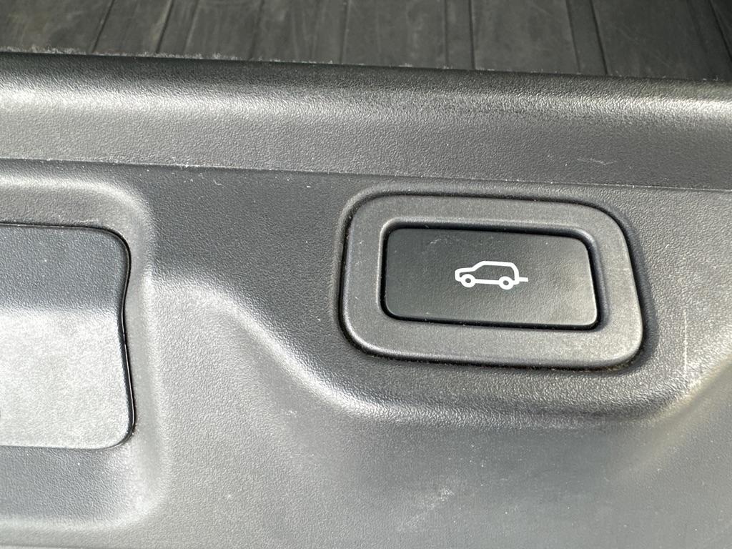 Land Rover Range Rover V8 Supercharged SWB 2018