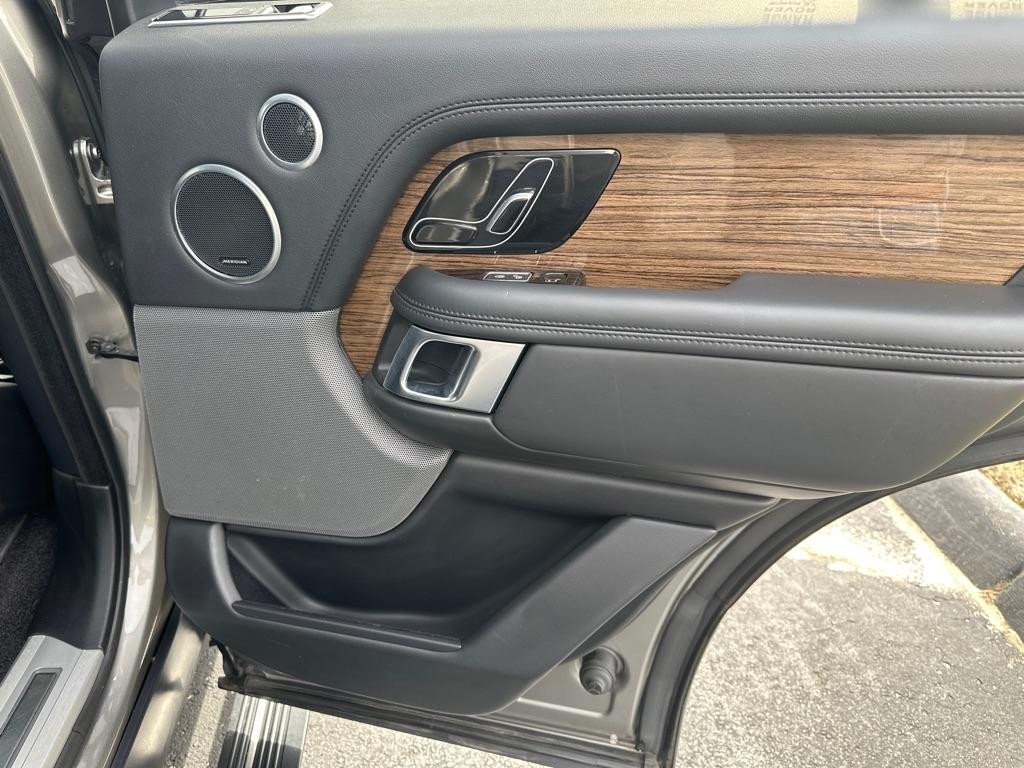 Land Rover Range Rover V8 Supercharged SWB 2018