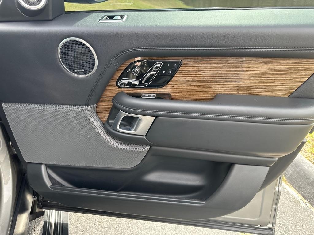 Land Rover Range Rover V8 Supercharged SWB 2018