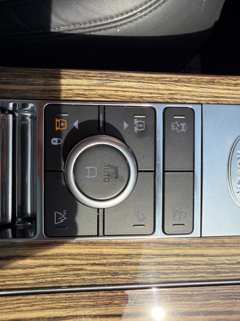 Land Rover Range Rover V8 Supercharged SWB 2018
