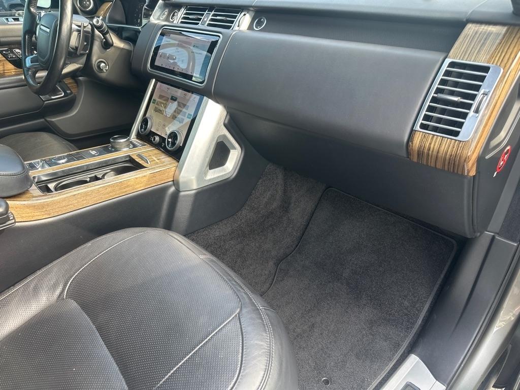Land Rover Range Rover V8 Supercharged SWB 2018