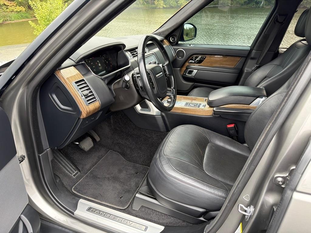 Land Rover Range Rover V8 Supercharged SWB 2018