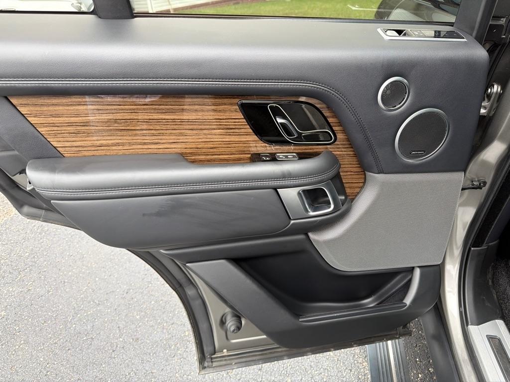 Land Rover Range Rover V8 Supercharged SWB 2018