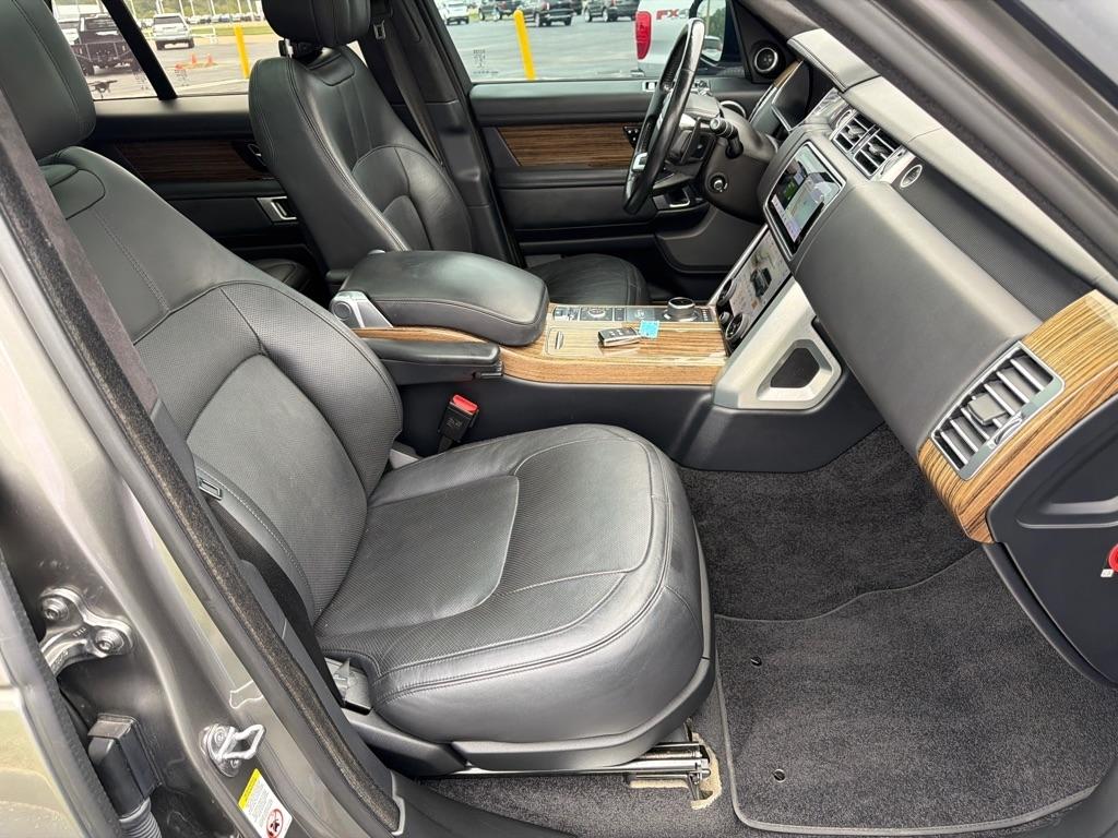 Land Rover Range Rover V8 Supercharged SWB 2018