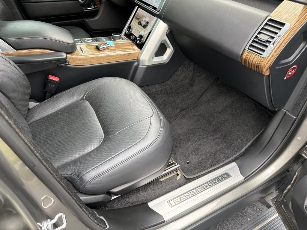 Land Rover Range Rover V8 Supercharged SWB 2018