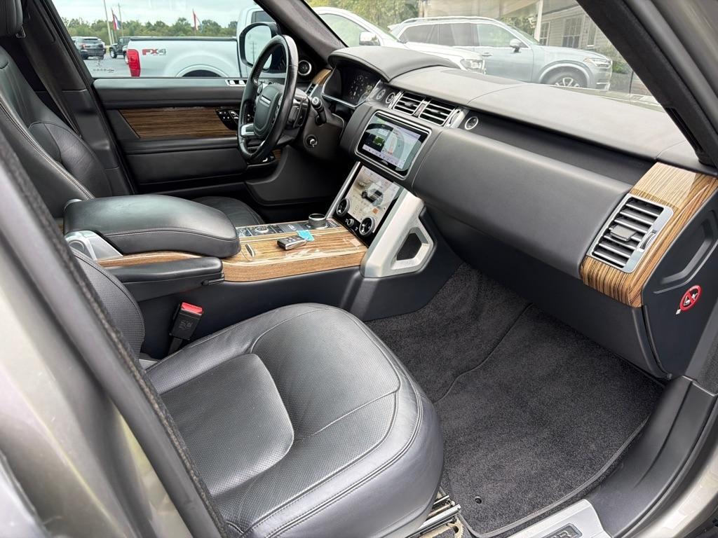Land Rover Range Rover V8 Supercharged SWB 2018