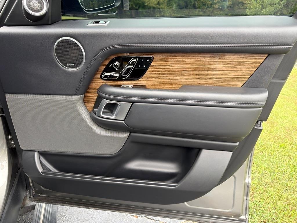 Land Rover Range Rover V8 Supercharged SWB 2018