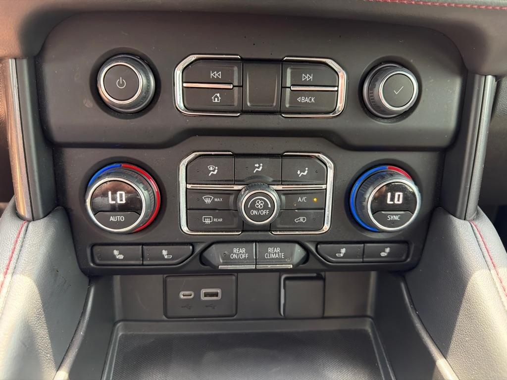 Chevrolet Tahoe 4WD 4dr RST 2022