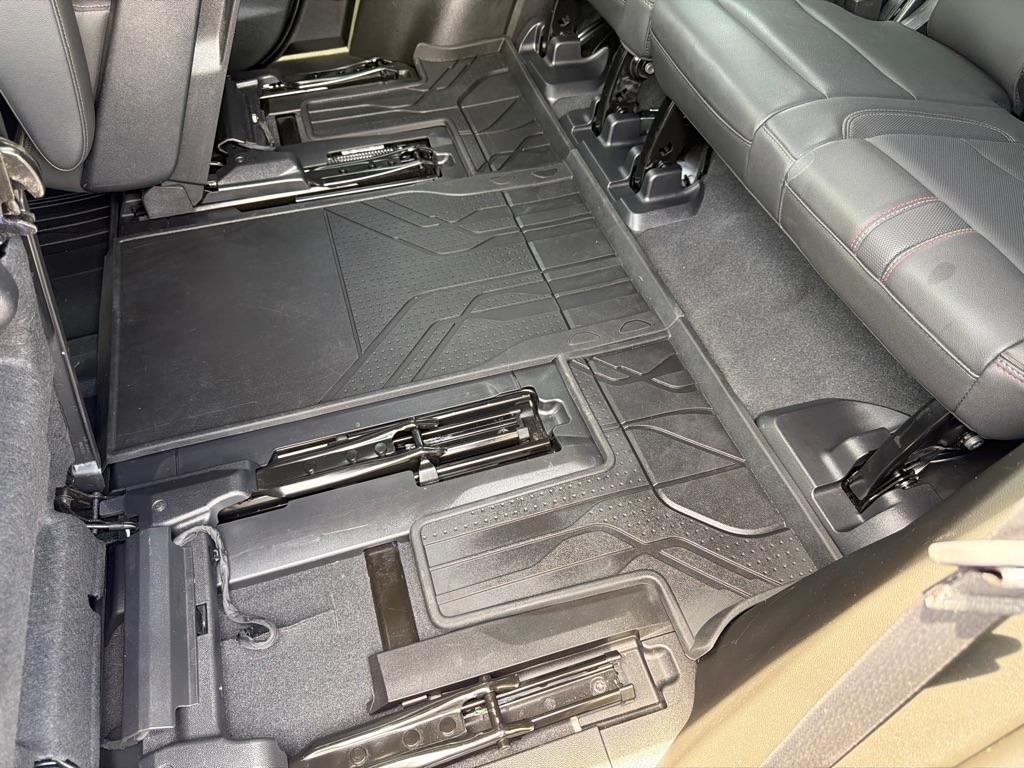 Chevrolet Tahoe 4WD 4dr RST 2022