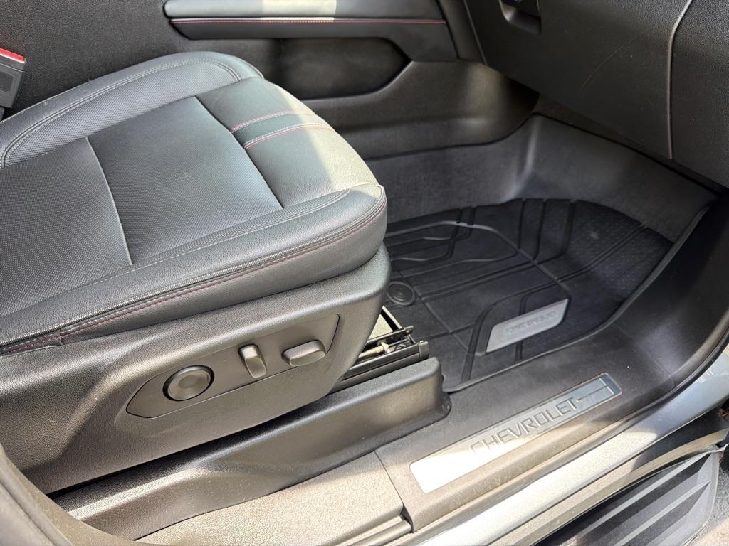 Chevrolet Tahoe 4WD 4dr RST 2022