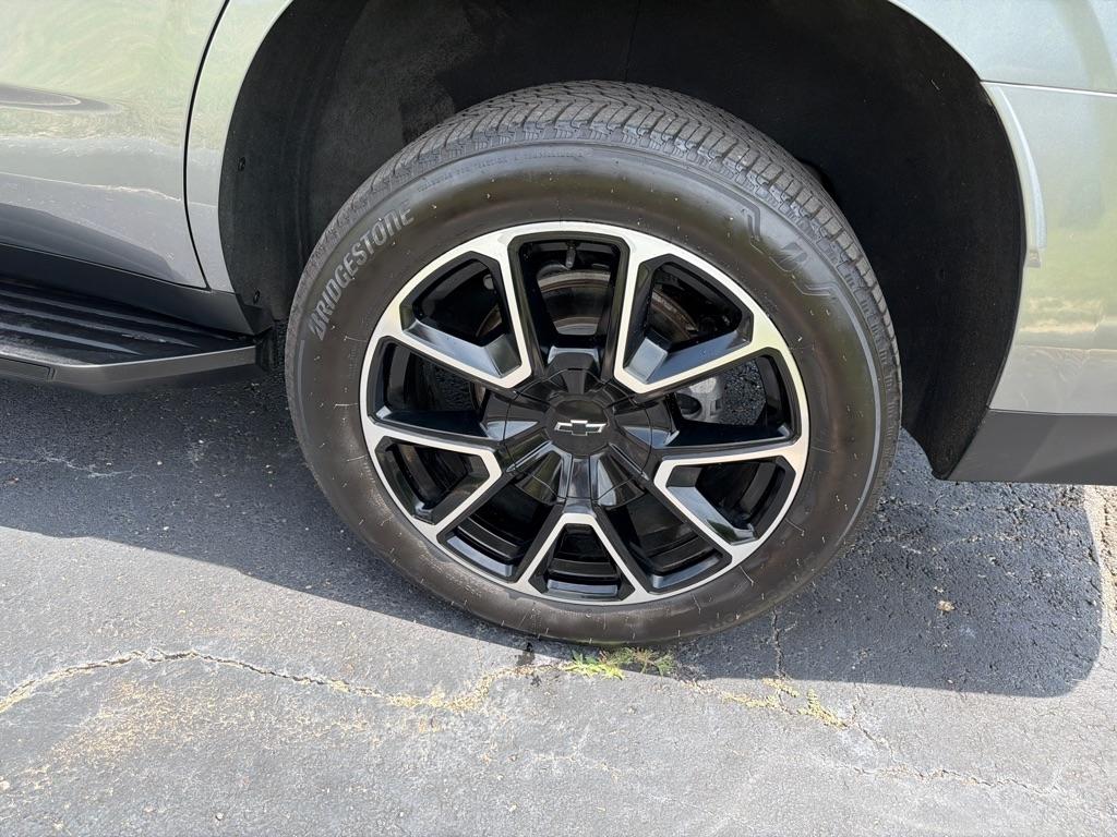 Chevrolet Tahoe 4WD 4dr RST 2022