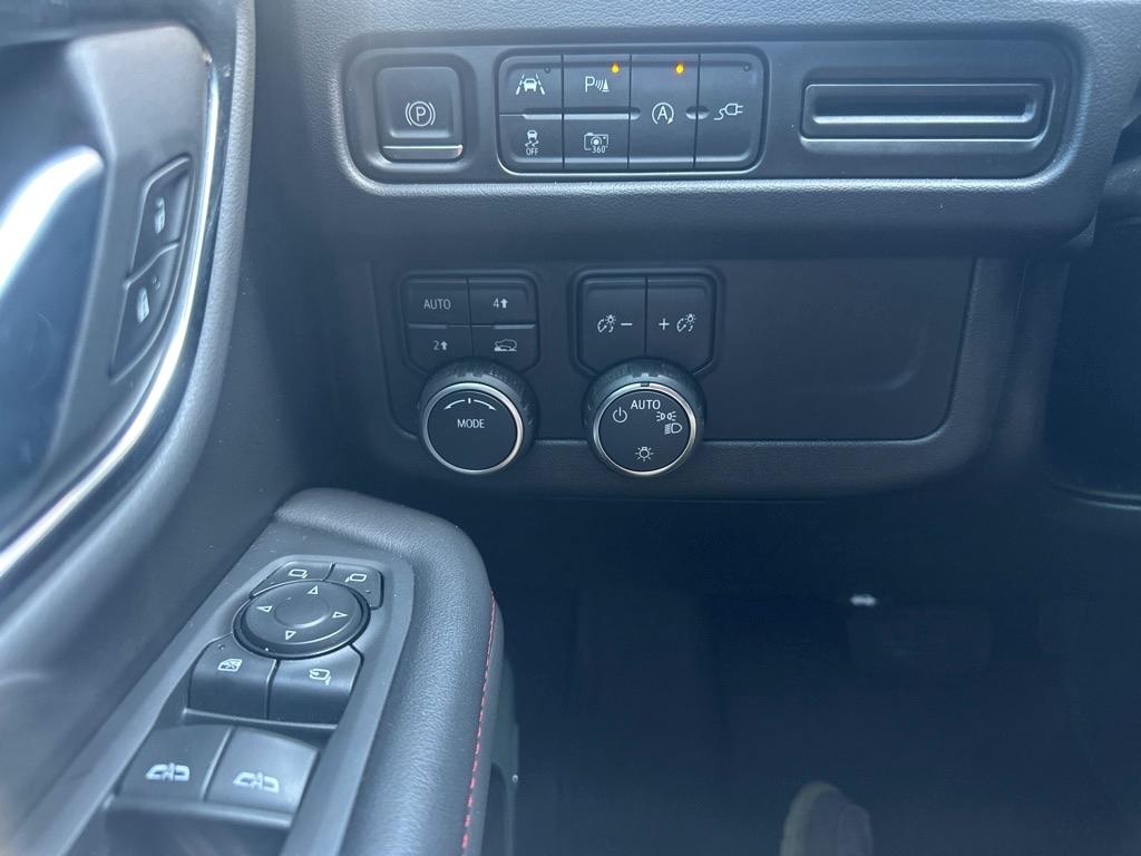 Chevrolet Tahoe 4WD 4dr RST 2022