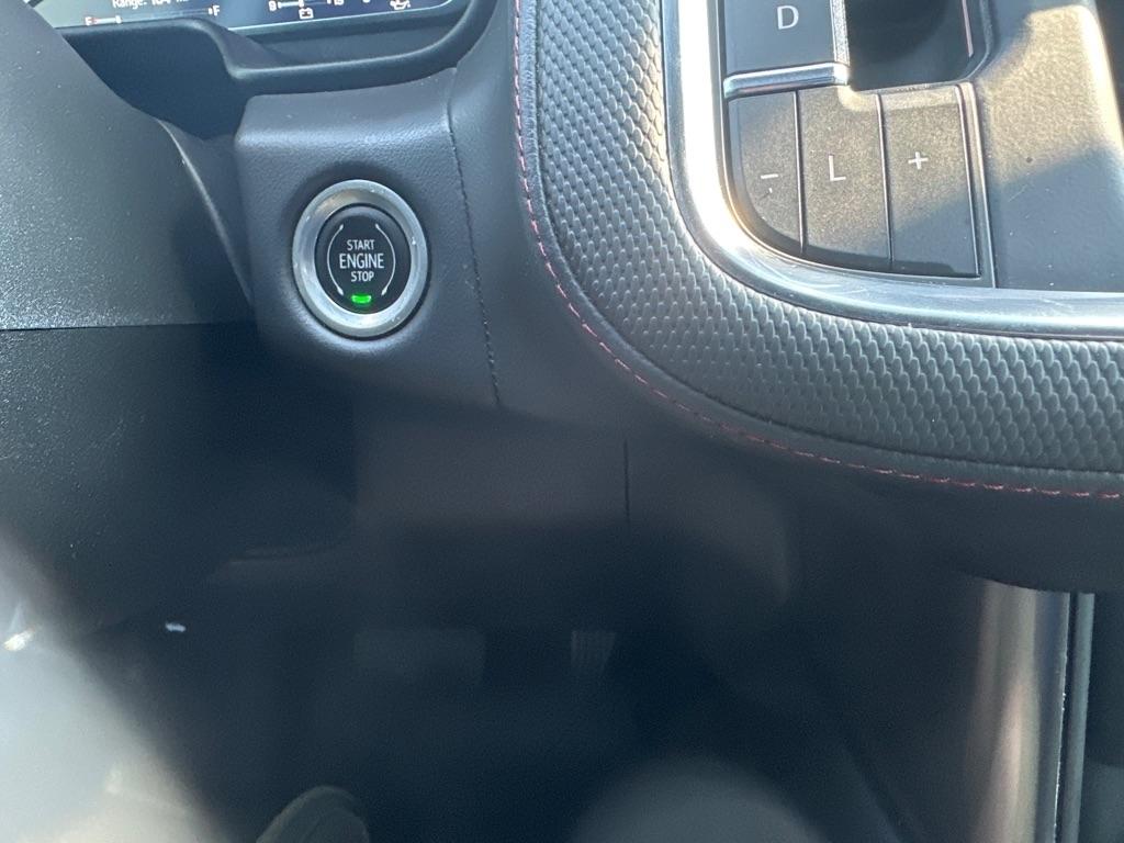 Chevrolet Tahoe 4WD 4dr RST 2022