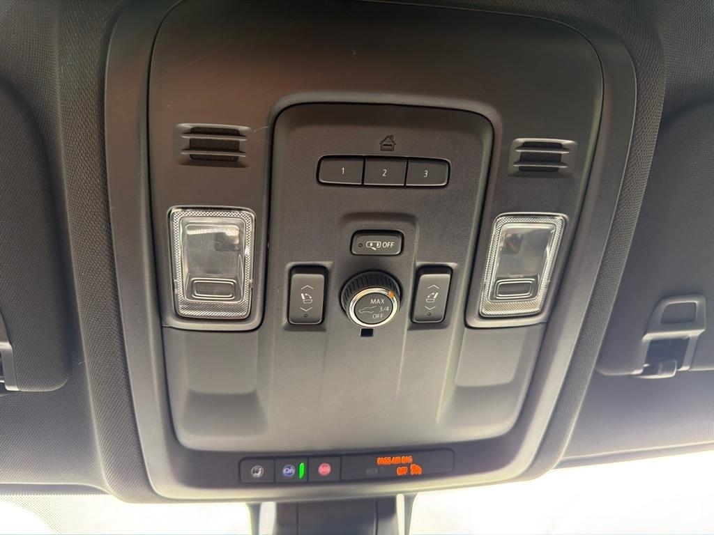 Chevrolet Tahoe 4WD 4dr RST 2022