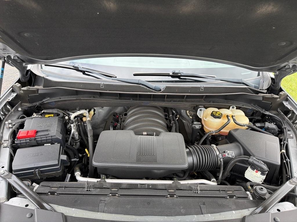Chevrolet Tahoe 4WD 4dr RST 2022